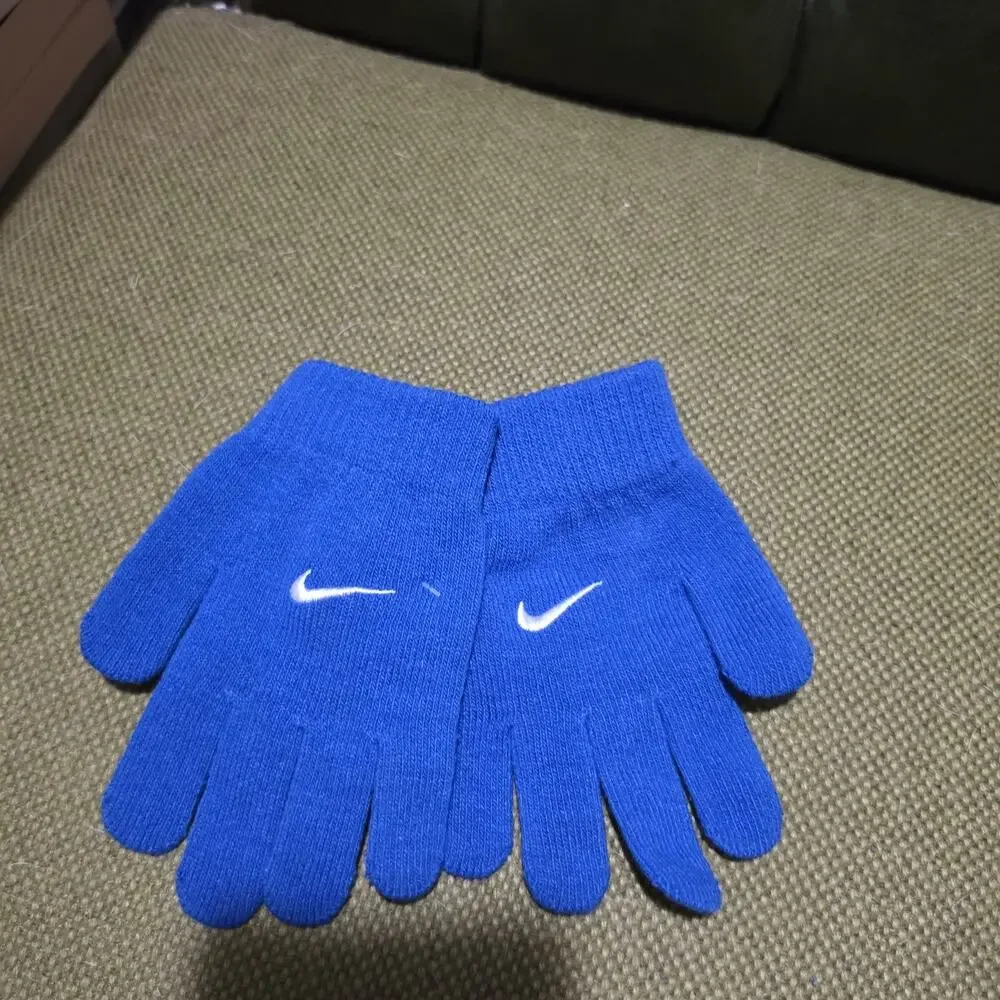 Nike Youth Blue Gloves